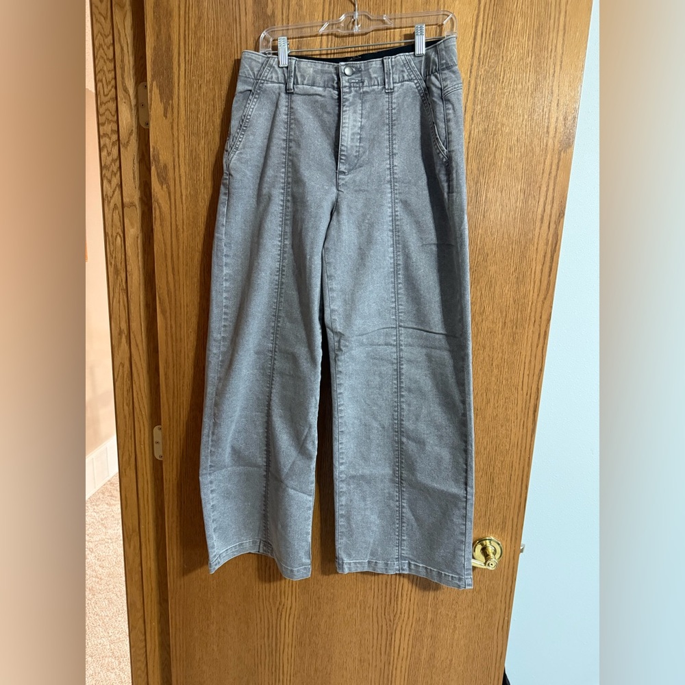 Democracy Gray Wide-Leg Pants